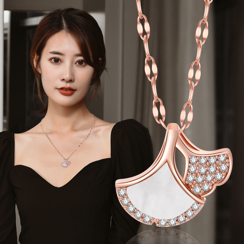 Dainty Ginkgo Leaf Pendant Necklace for Women - Elegant Sweater Jewelry