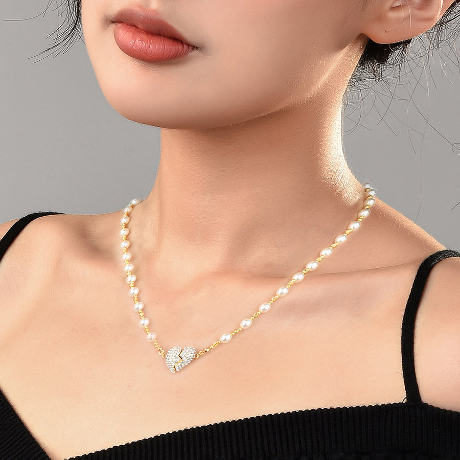 High-grade Diamond-encrusted Heart-shaped Pendant Necklace