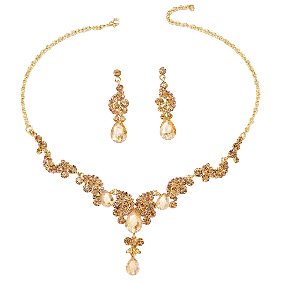 Elegant Rhinestone Necklace Set for Bridal Photography