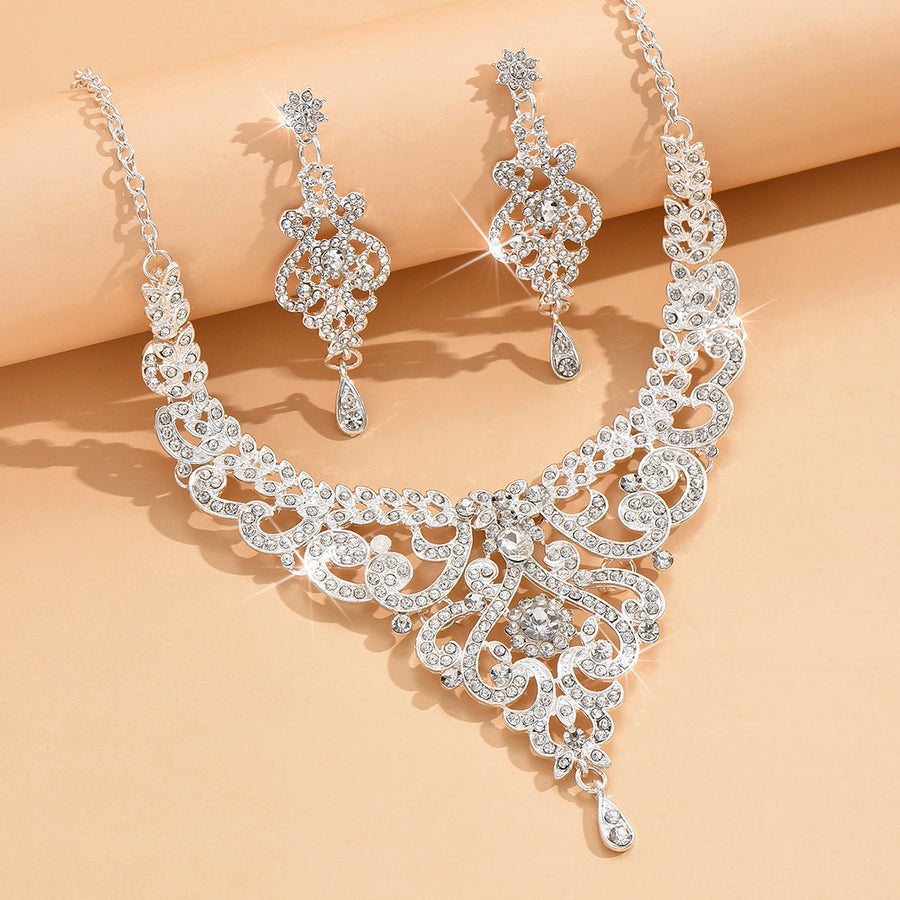 European and American Fashion Crystal Necklace Earrings Set