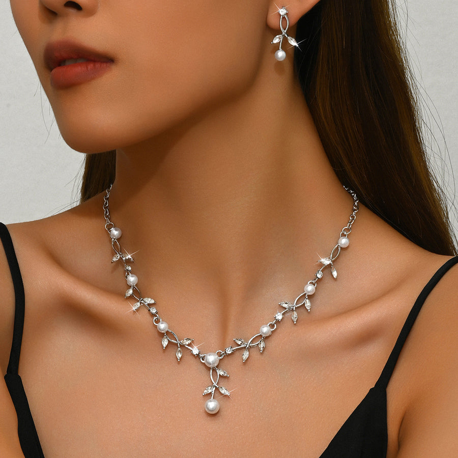 Elegant Silver Vine Leaf Necklace & Earrings Set for Brides