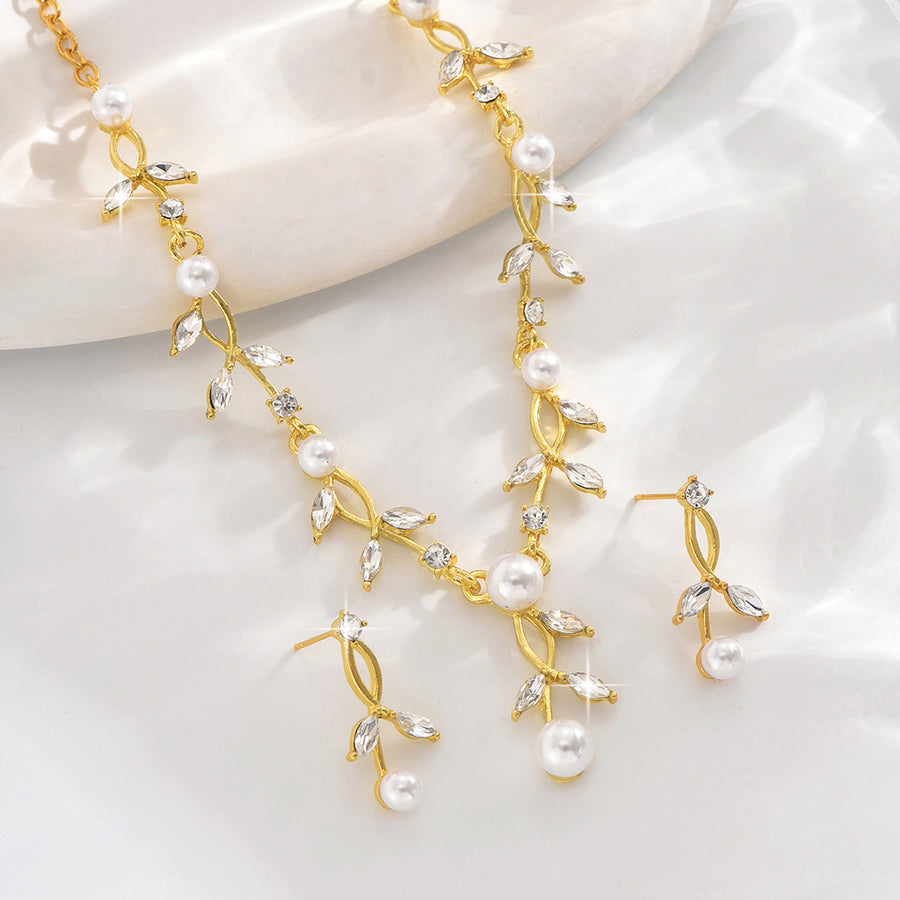Elegant Silver Vine Leaf Necklace & Earrings Set for Brides