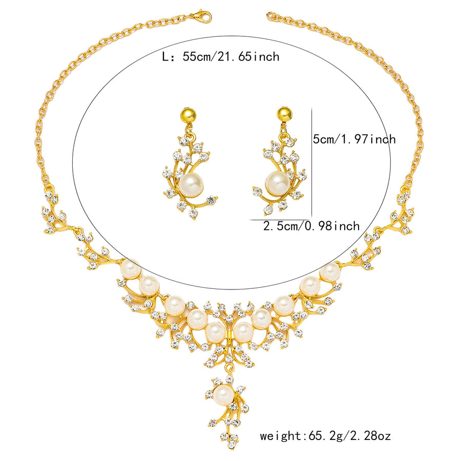 Retro Palace Style Exaggerated Necklace for Women
