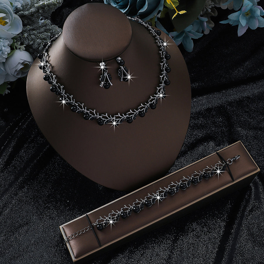 Gold Vine Leaf Cubic Zirconia Jewelry Set - Elegant Necklace