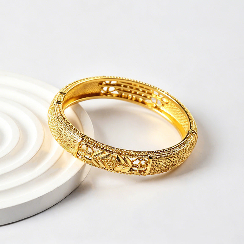 Cross-Border Gold-Plated Bracelet - Retro Four-Leaf Clasp