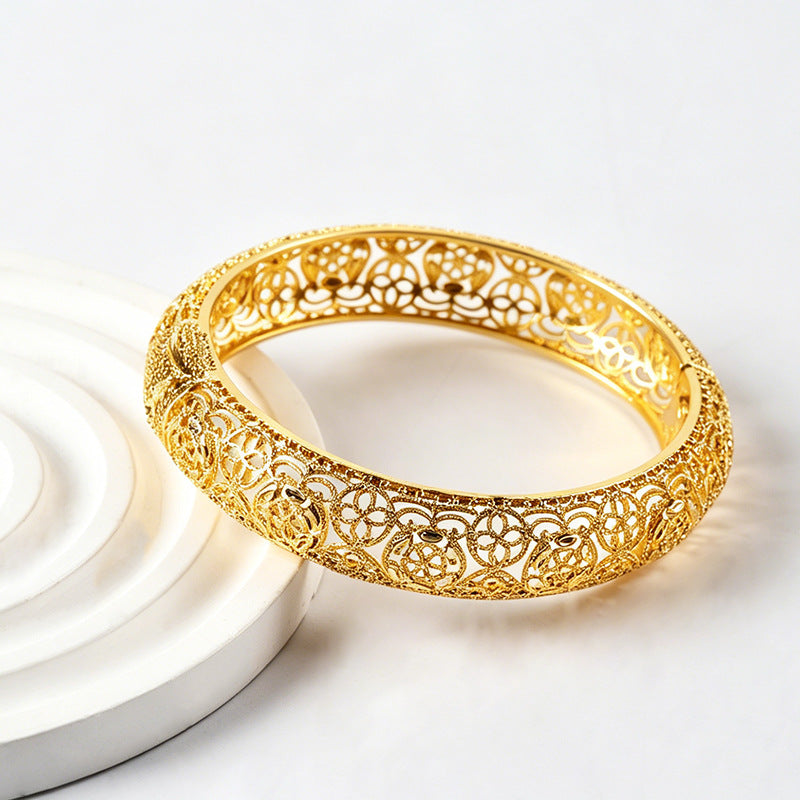 Cross-Border Gold-Plated Bracelet - Retro Four-Leaf Clasp