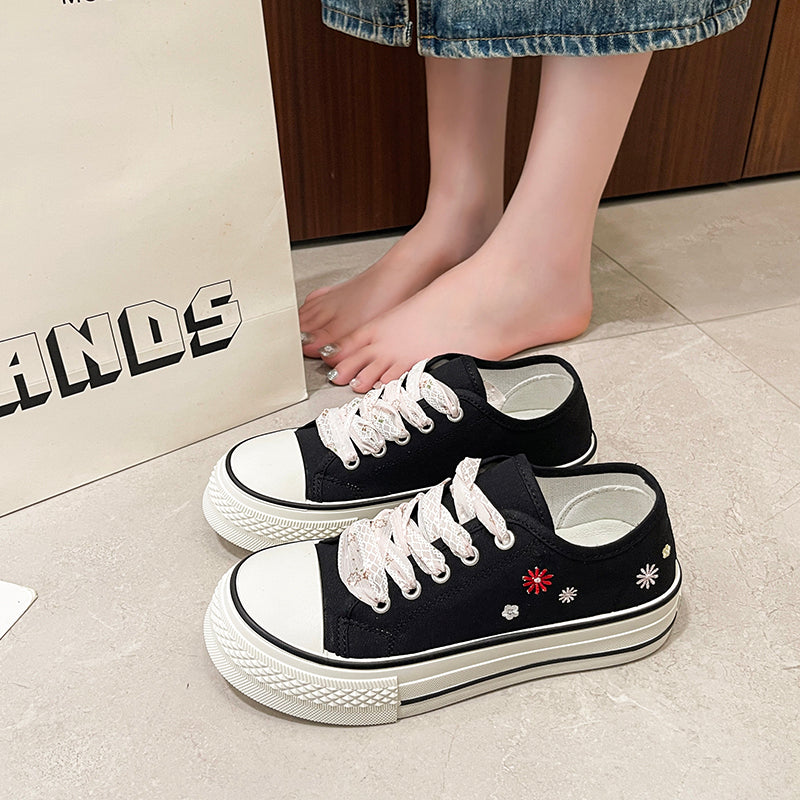 Trendy Embroidered Canvas Shoes - Versatile Casual Sneakers