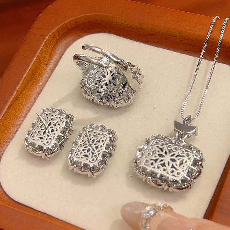 Elegant Jewelry Set: Necklace, Ring & Earrings with Gemstones