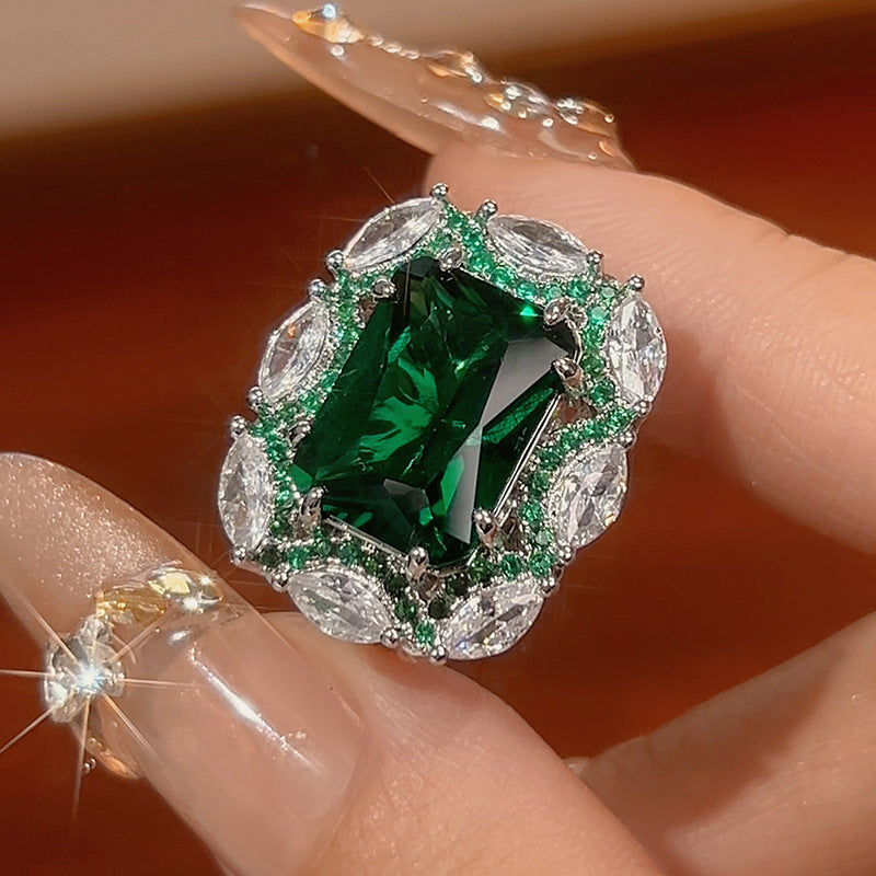 Elegant Jewelry Set: Necklace, Ring & Earrings with Gemstones