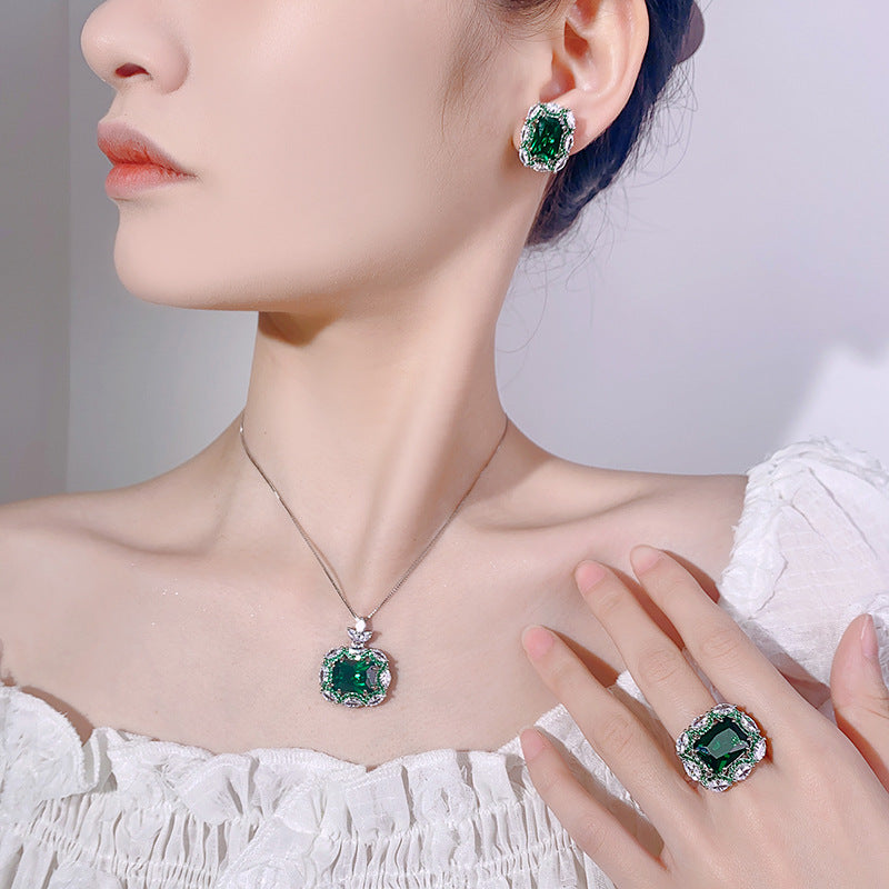 Elegant Jewelry Set: Necklace, Ring & Earrings with Gemstones