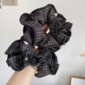 New Retro Black And White Checkered Pearl 3D High-end Scrunchie