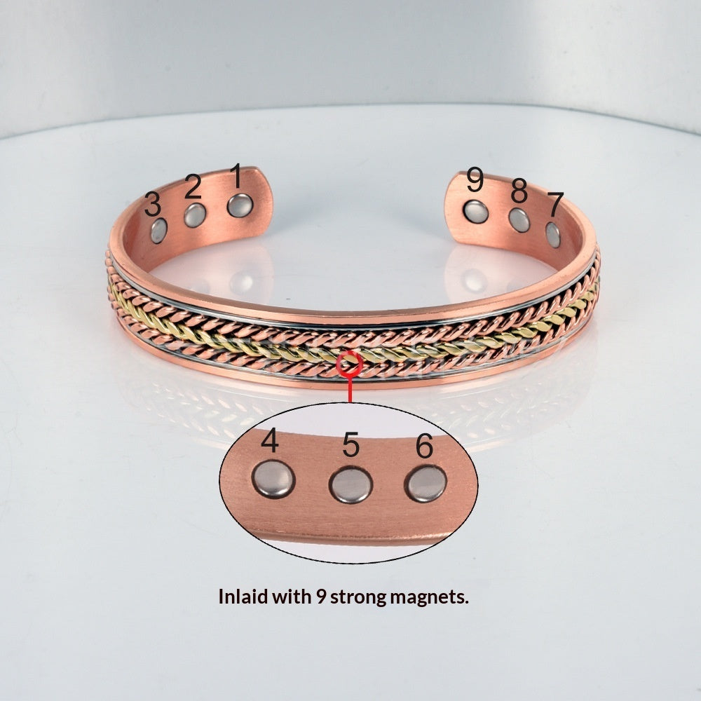 Handwoven Twisted Rope Pattern Cable Bracelet - Stylish Organizer