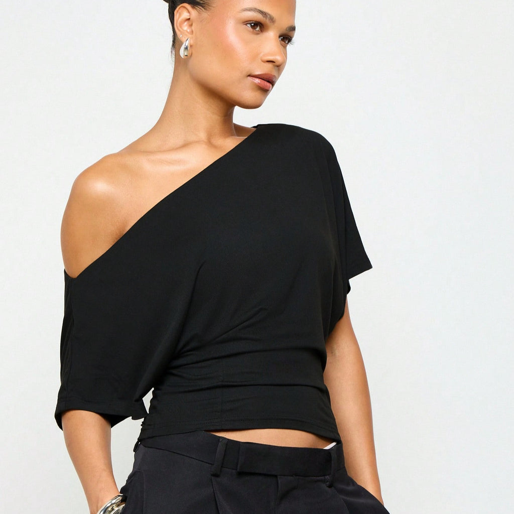 Girl-group-style Off-shoulder Batwing Sleeve Top