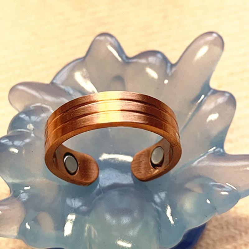 French-style Light-luxury Cats-eye Stone Copper Magnetic Ring