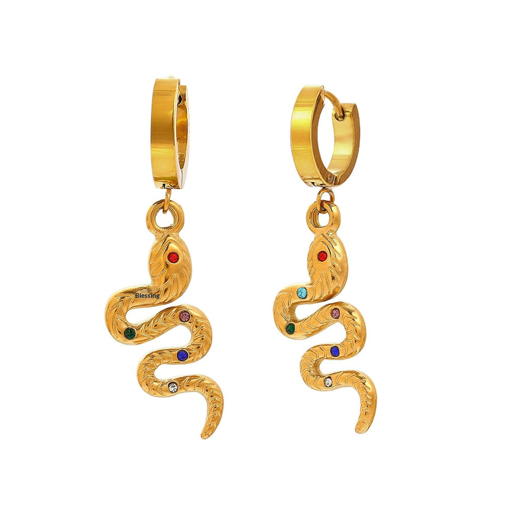 Elegant Gold Necklace: Spirit Snake Stainless Steel Design