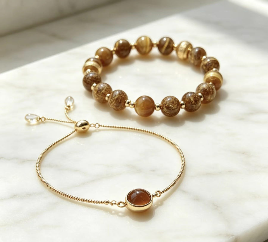 Womens Round Natural Stone and Metal Bracelet for Style