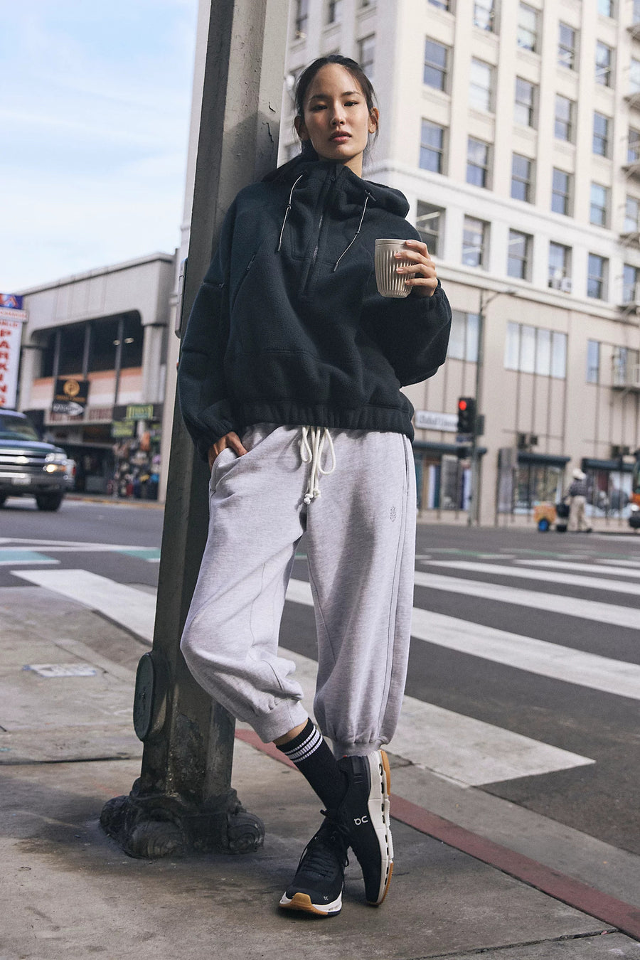 Zip-up Long-sleeve Pullover Hoodie for Street Style