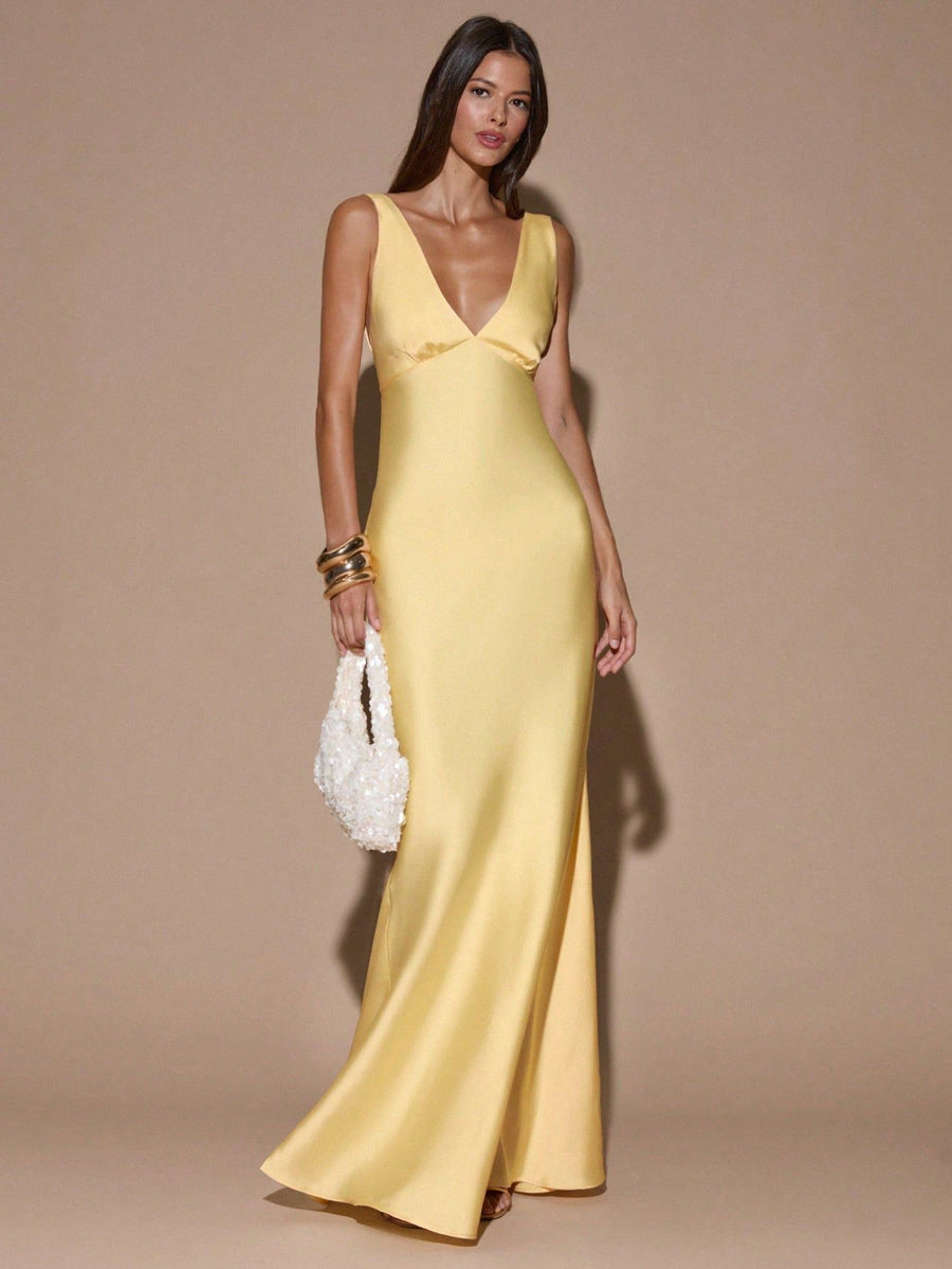Sexy Backless V-neck Satin Maxi Dress for Elegant Nights