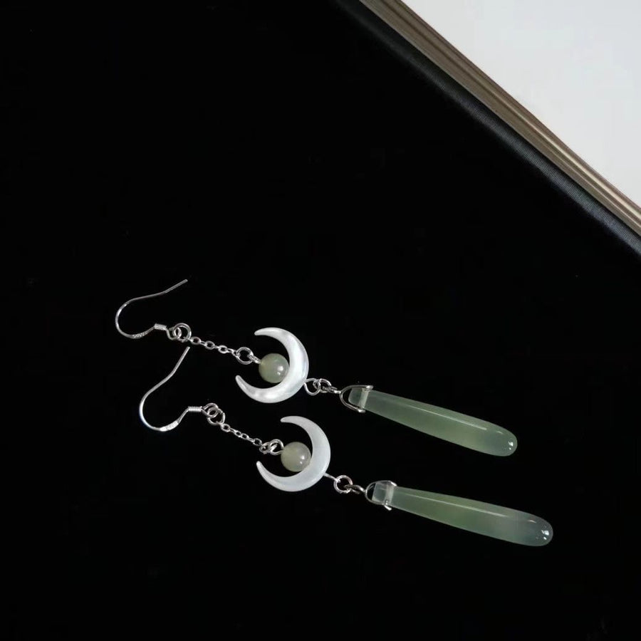 Elegant Hetian Jade Moon-shaped Earrings - Light Green Style