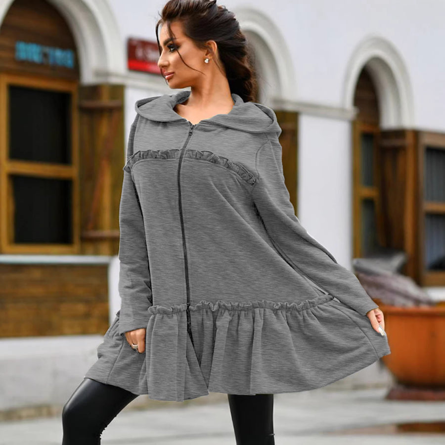 Autumn-style hoodie with wooden earflaps and slanted hem