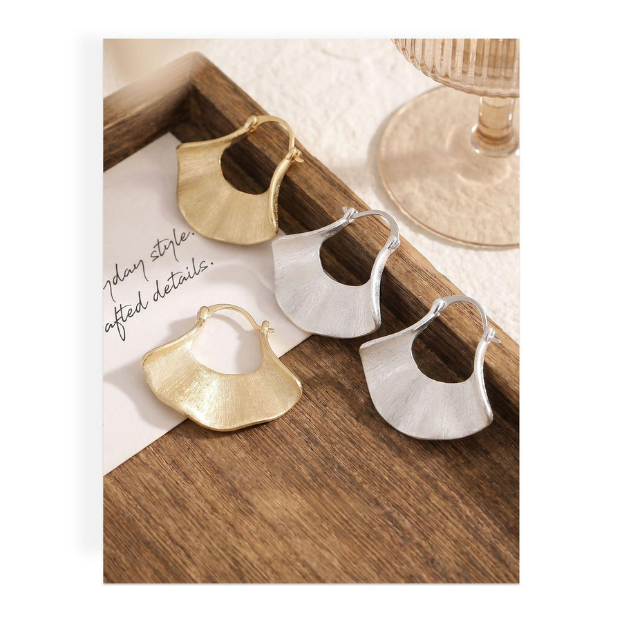 Handcrafted Wire-Drawing Fan-Shaped Metal Earrings