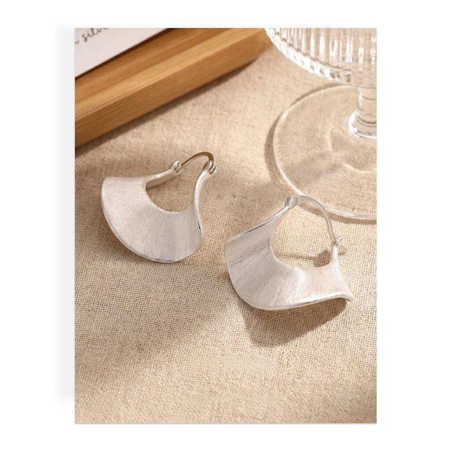 Handcrafted Wire-Drawing Fan-Shaped Metal Earrings