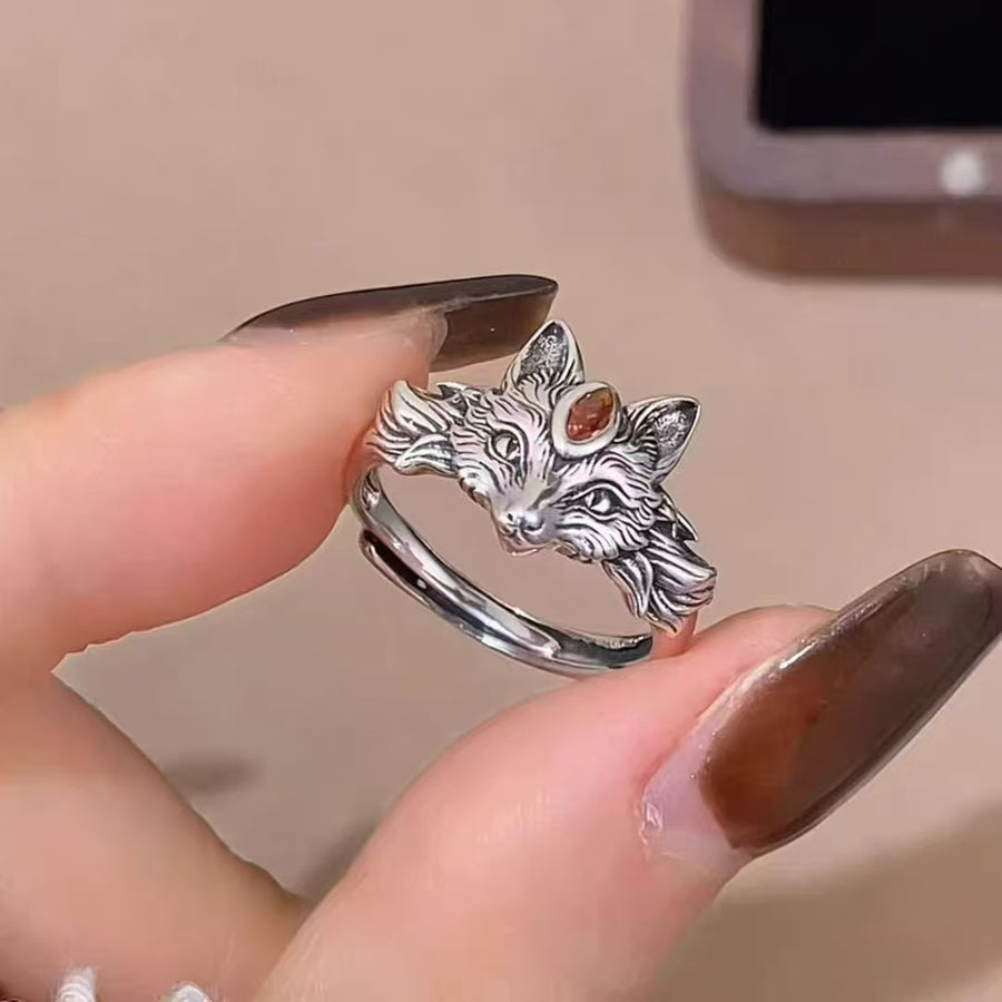 Personalized Retro Nine-Tailed Fox Ring - Unique Ring Holder