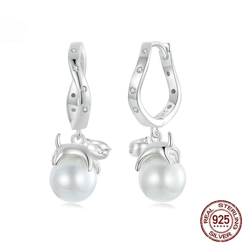 S925 Sterling Silver Cat Shape Pearl Ear Clips - Trendy Sectioning Clips