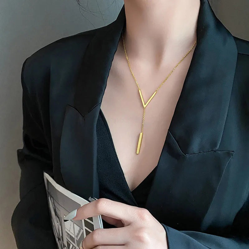 Versatile V-shaped Women's Necklace for Every Occasion