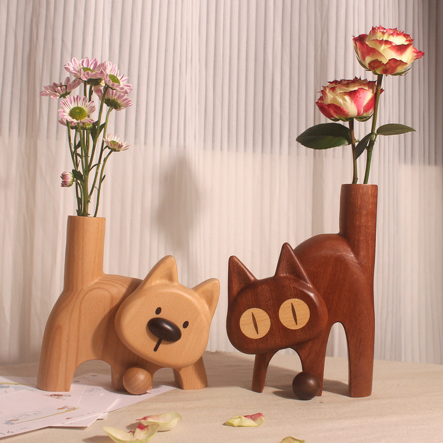 Creative Wooden Flower Vase Shaped Like a Puppy