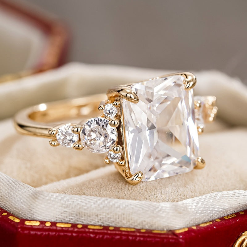 Elegant Palace-style Promise Ring for Women - Timeless Beauty