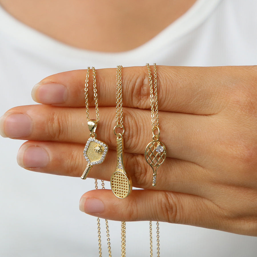 18k Gold Zirconia Sporty Style Small Pendant Necklace