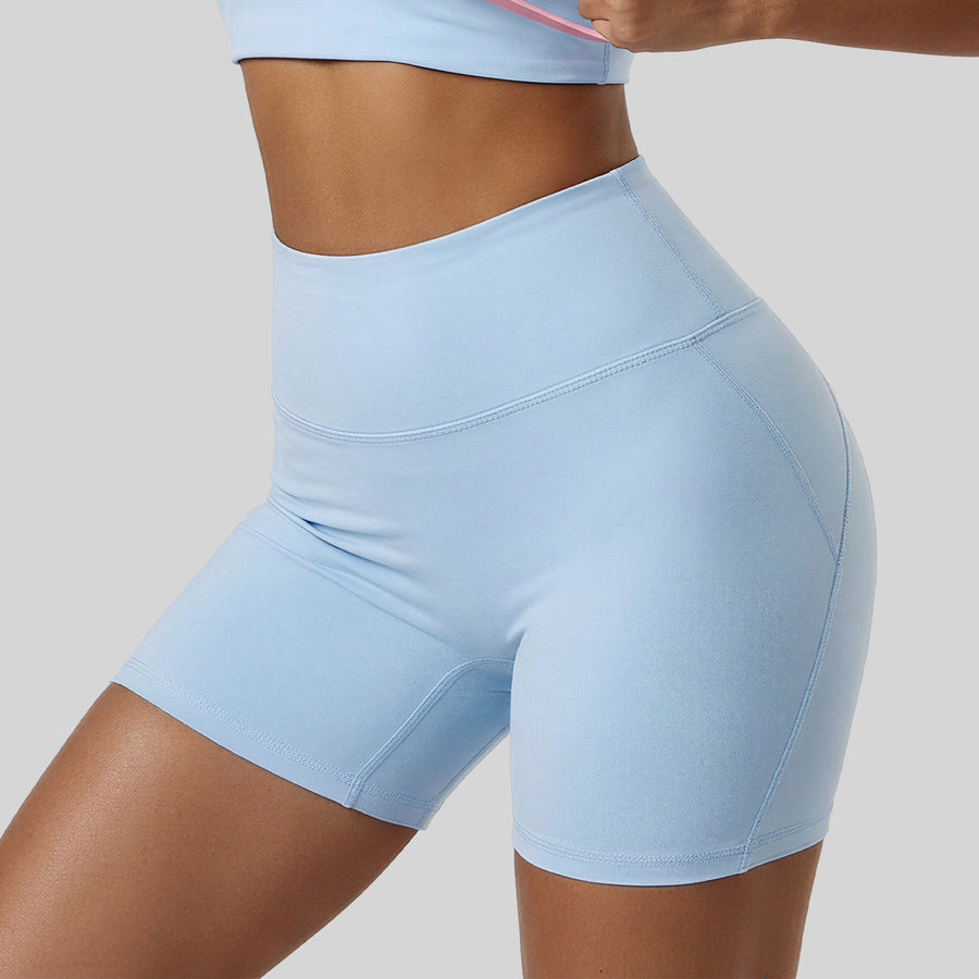 Invisible Back Pocket Athletic Shorts for Women | Slim-Fit Capri Pants