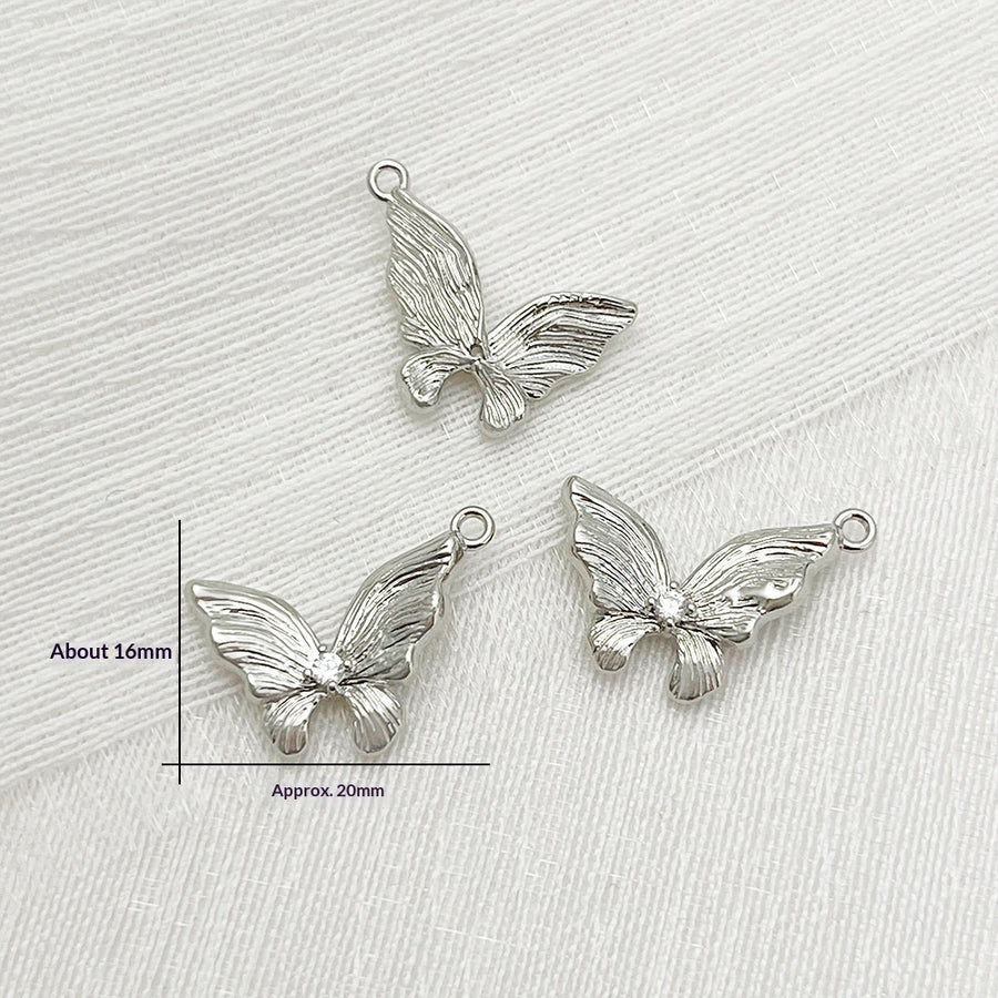 Real Gold Fine-grain Three-dimensional Butterfly Pendant