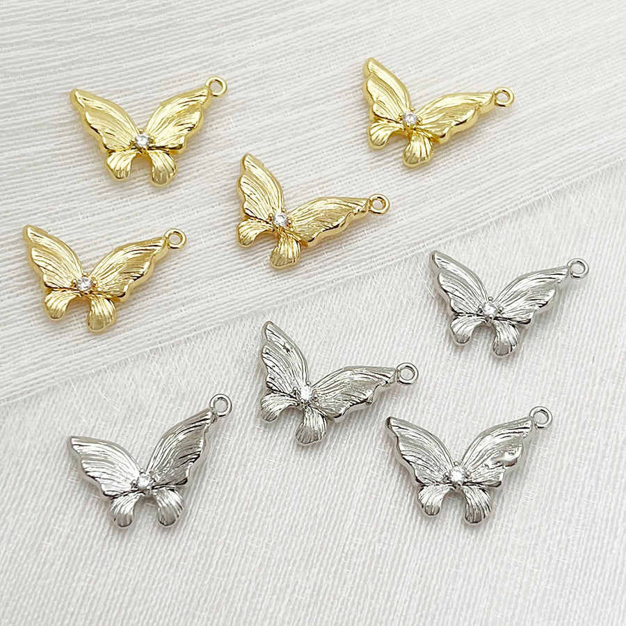 Real Gold Fine-grain Three-dimensional Butterfly Pendant