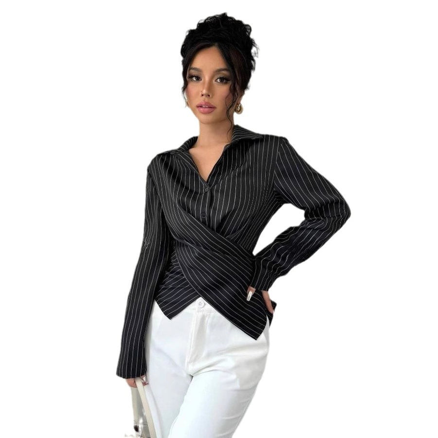 Stylish and Elegant Long-sleeve Button-down Blouse for Women
