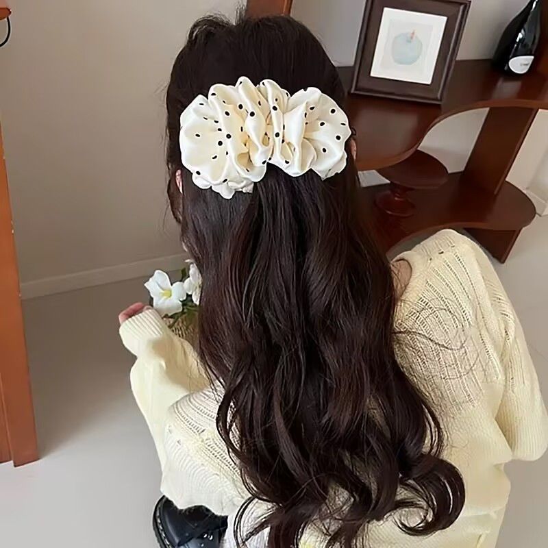 Pleated Fluffy Cloud-shaped Claw Clip with Polka Dots