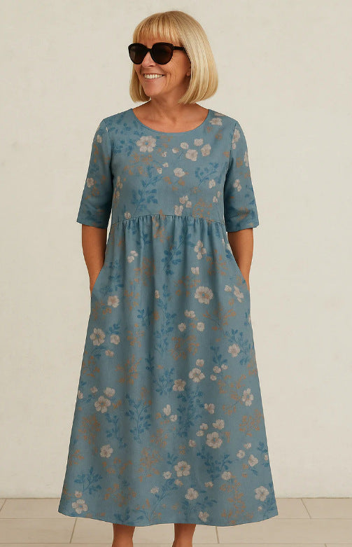 Fashionable Large Wide-cut Women's Dress with Digital Print