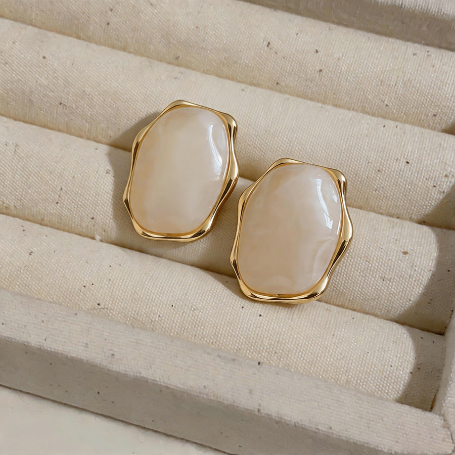 Silver Needle Pleated Resin Oval Minimalist Earrings
