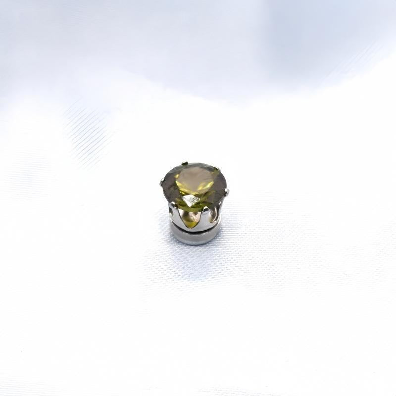 Magnetic Ear Clip with Zircon Inlay - Elegant Stainless Steel Design