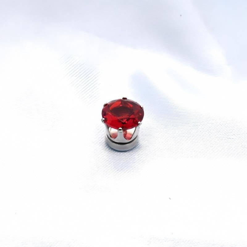 Magnetic Ear Clip with Zircon Inlay - Elegant Stainless Steel Design