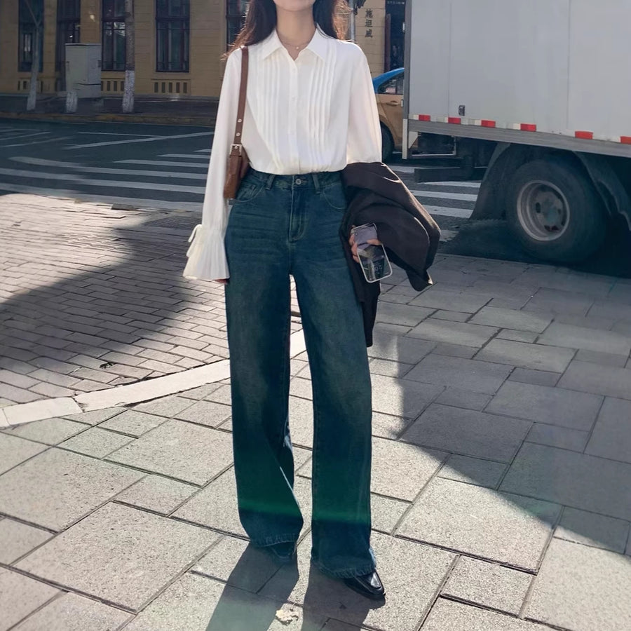 Casual French-style White Women's Blouse for Effortless Elegance