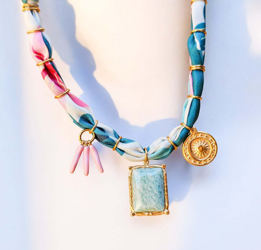 Fashionable Instagram-Style Silk Scarf Necklace