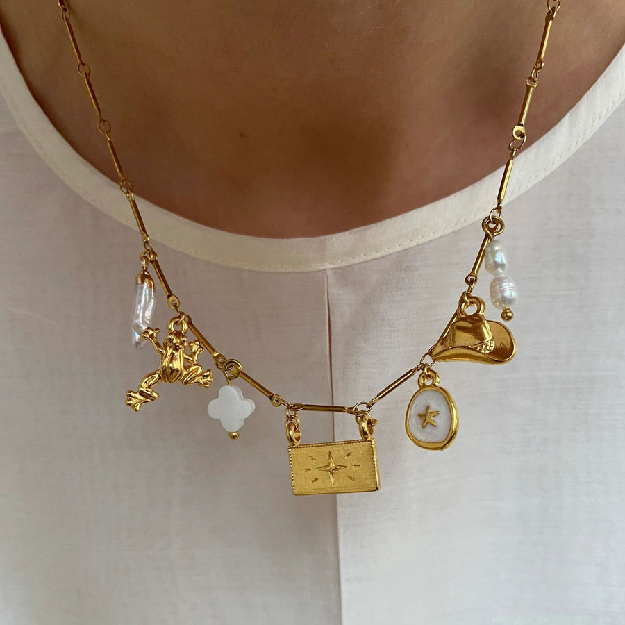 Vintage Heart-Shaped Pearl Womens Necklace for Elegant Style