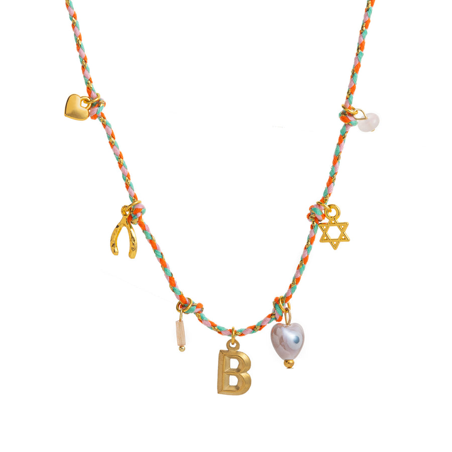 Fashionable 18K Gold Letter Necklace for Every Occasion