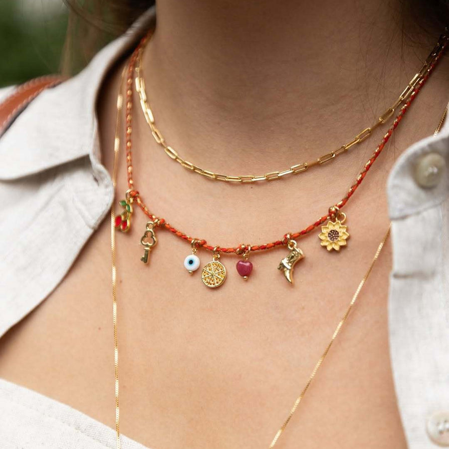 Fashionable 18K Gold Letter Necklace for Every Occasion