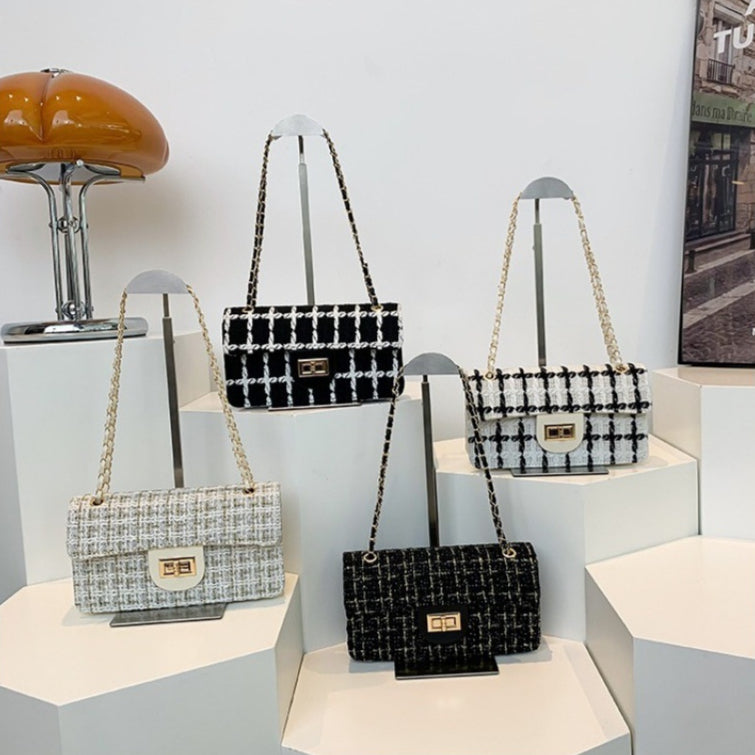 Womens Checkerboard-pattern Shoulder Bag with Chain Strap
