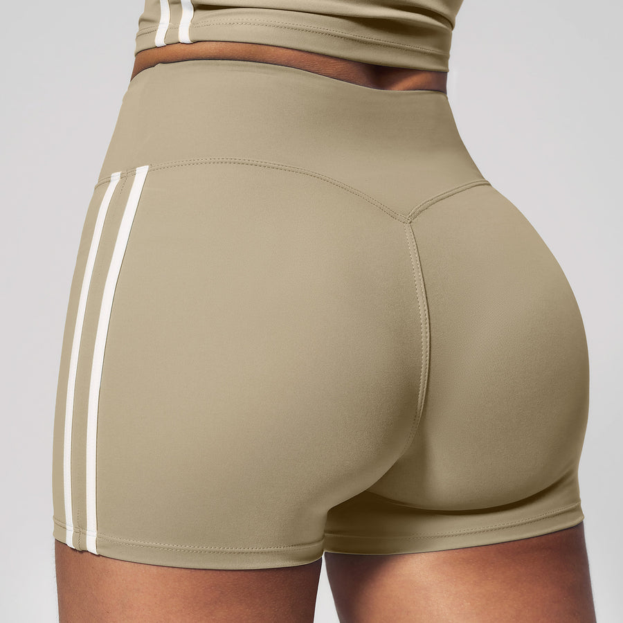 Seamless Fitness Running Yoga Shorts for Active Women