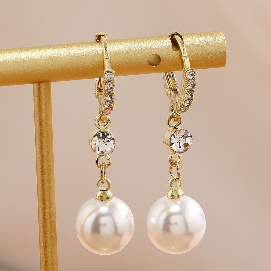 Womens Versatile Fashionable Minimalist Stud Earrings