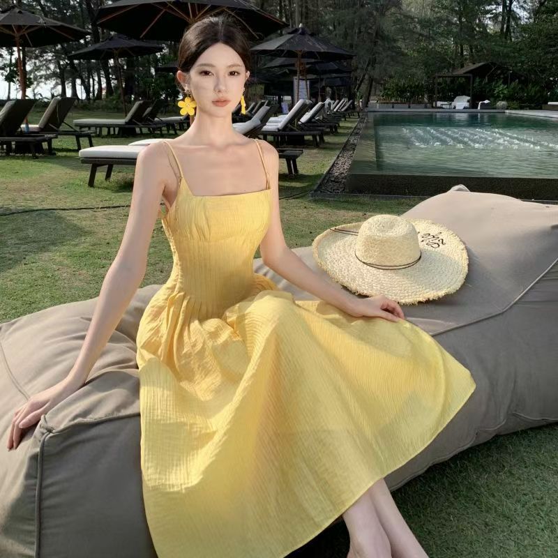 Womens Fashion Off-shoulder Waist-cinching Strap Dress